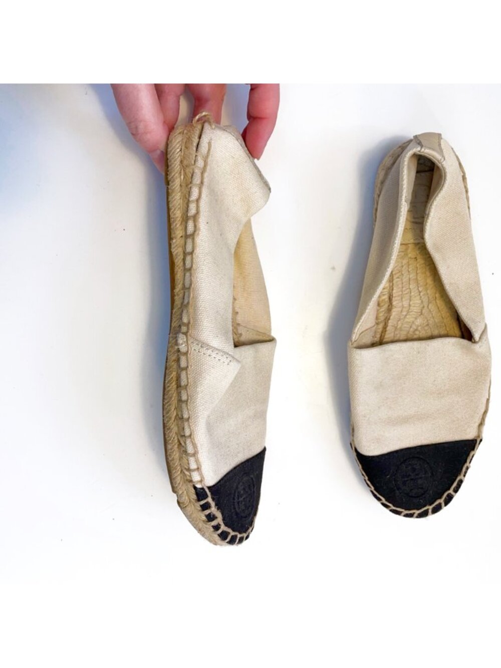 Tory Burch Cap Toe Canvas Espadrille Flats, Size 5.5 - Picture 4 of 9